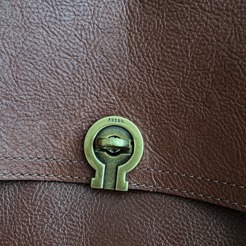 (Fossil) Package - image 4